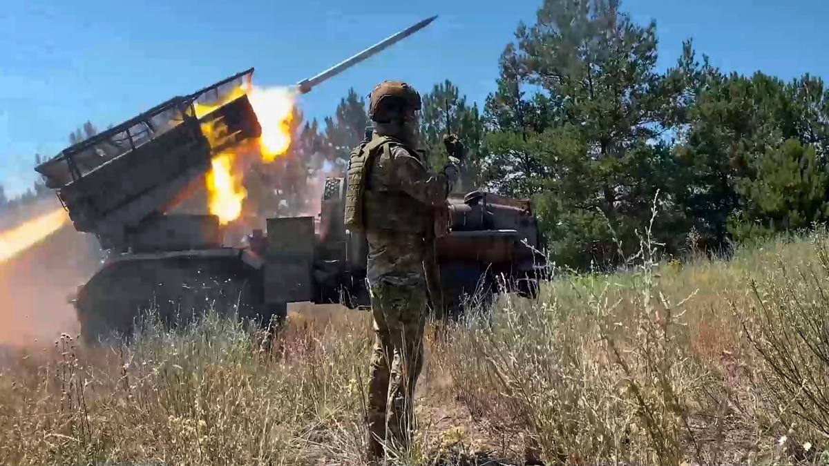 Rus glerinin cephede ilerleyii sryor: ki yerleim birimi daha ele geirildi 