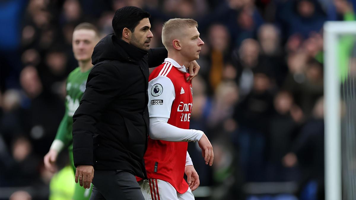 Arteta devreye girdi! Zinchenko Arsenal'de kalmaya 