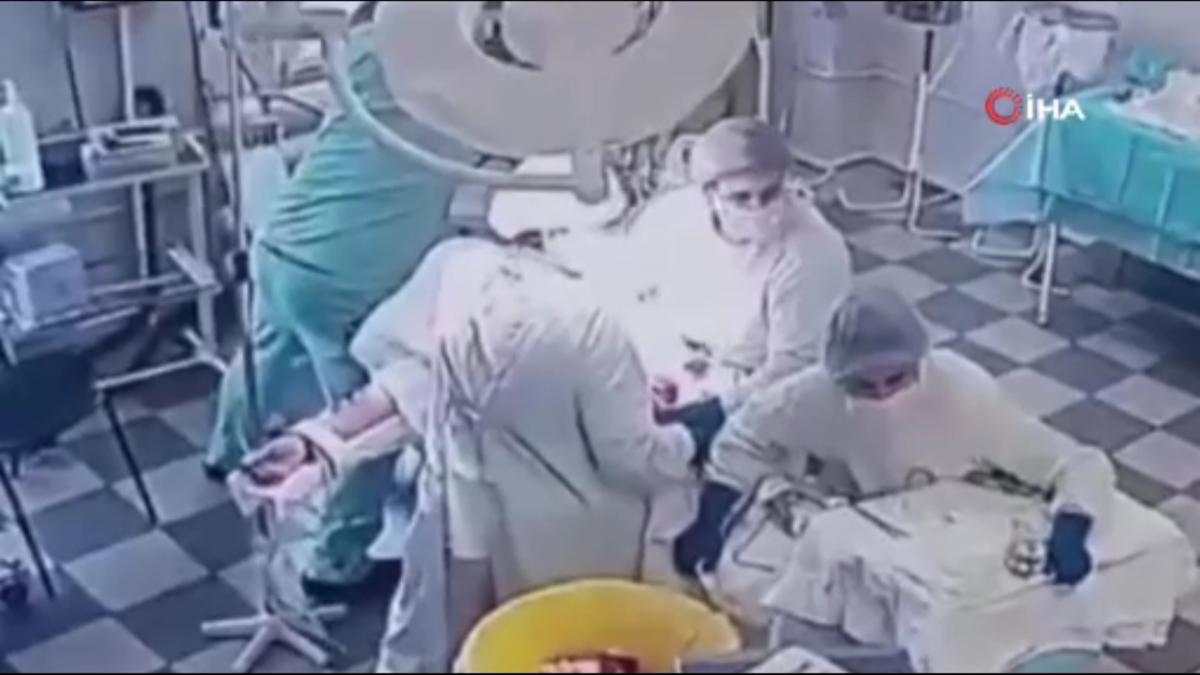 Ameliyat masasnda deprem! 8,8 depreme operasyonda yakalandlar