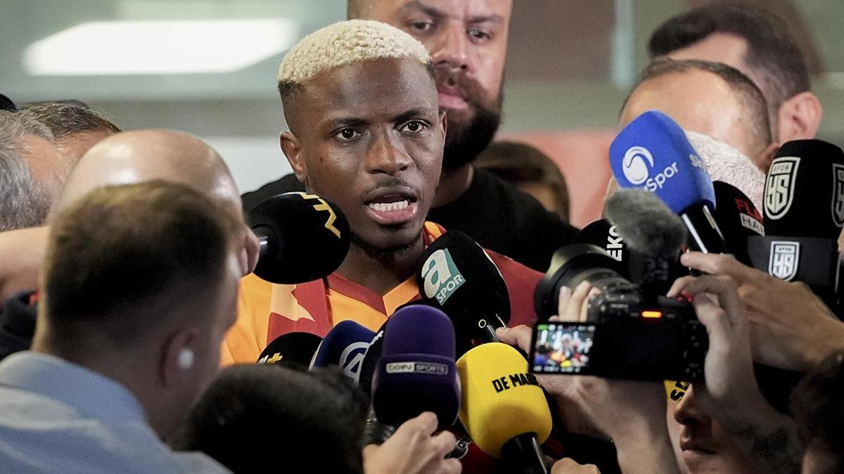 Vctor Osimhen'den ilk szler: Sevdiim yere geldim