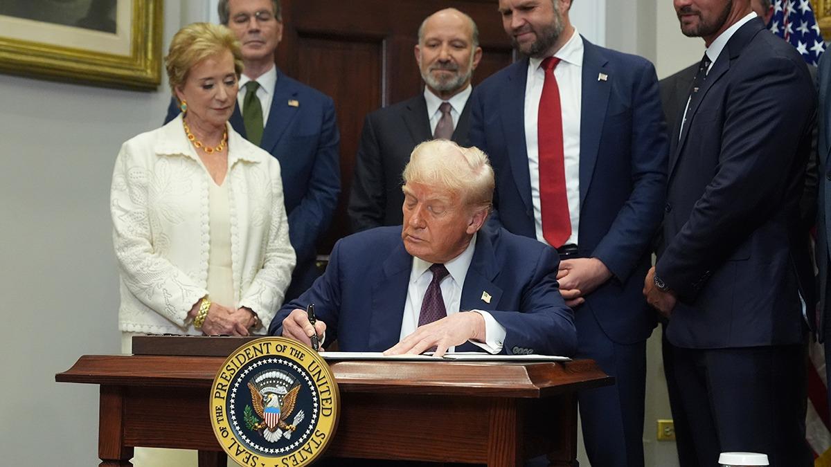 ABD'den Trkiye karar! Trump imzay att