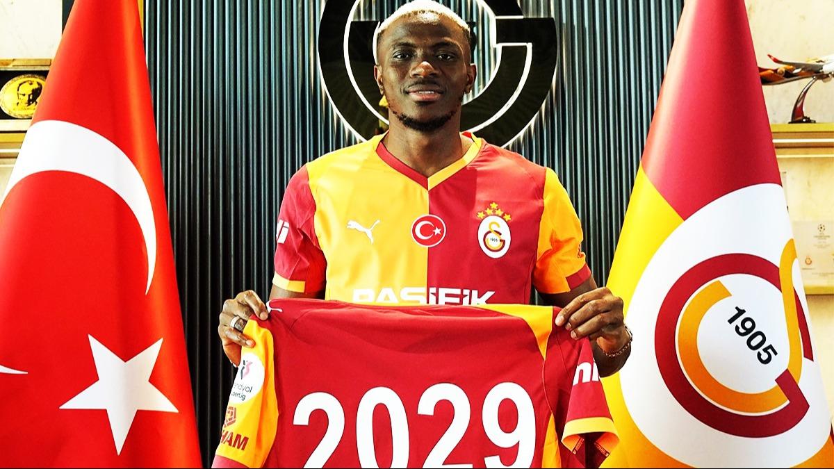 Victor Osimhen'den tarihi imza! Avrupa'nn 3. en pahal transferi