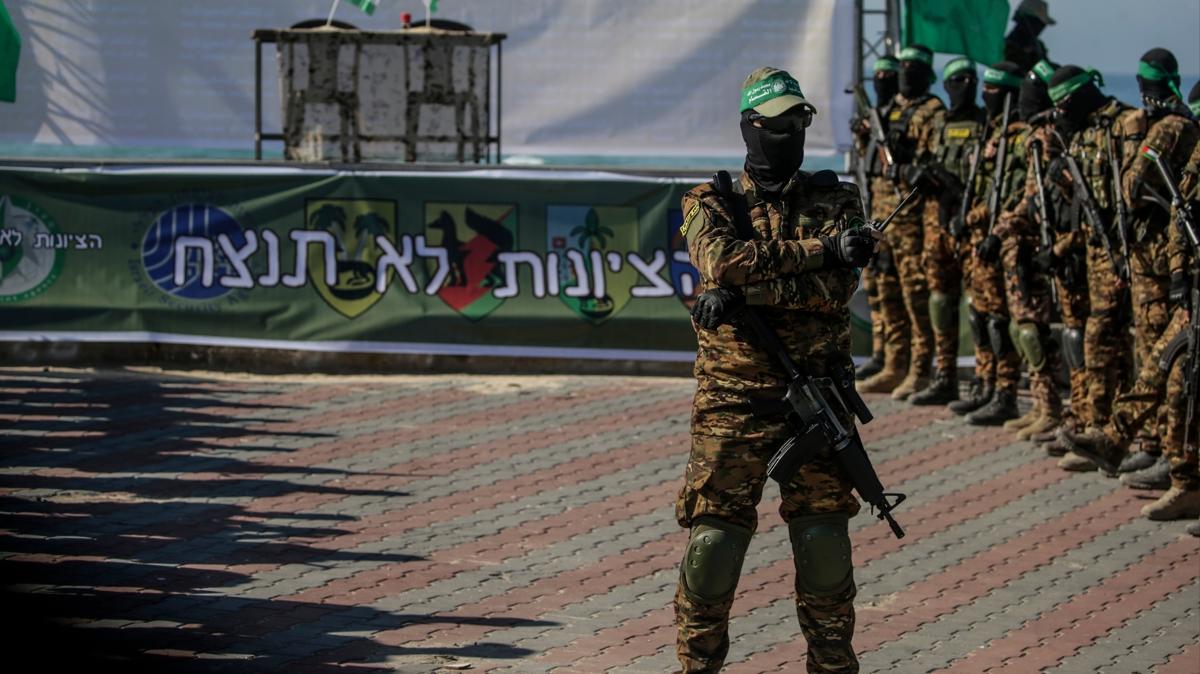 Hamas'tan ''direni hakk'' vurgusu: Silah brakma iddialarna net cevap