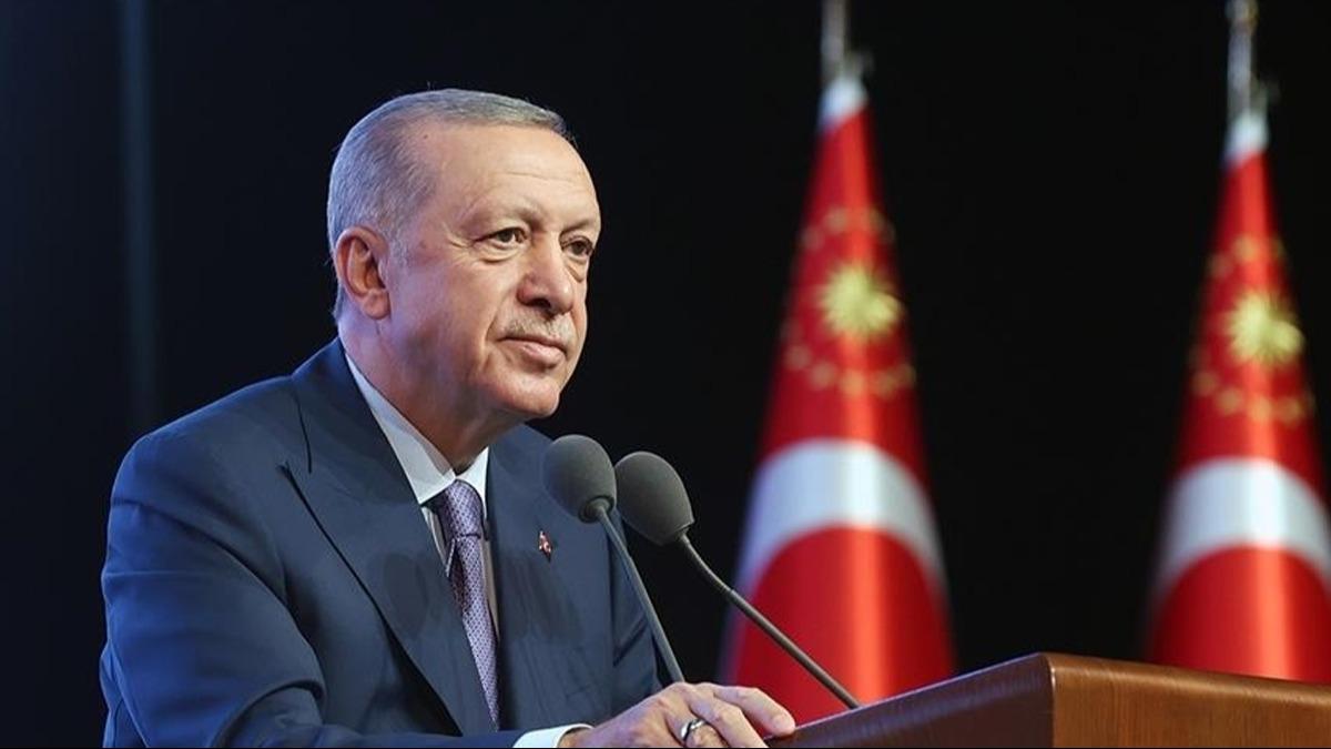 ''Sz Genlikte'' programnda srpriz telefon... Cumhurbakan Erdoan: Bu baka bir iin oluumdur