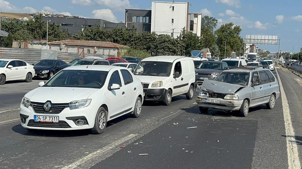 Silivri'de zincirleme kaza: 3 yaral