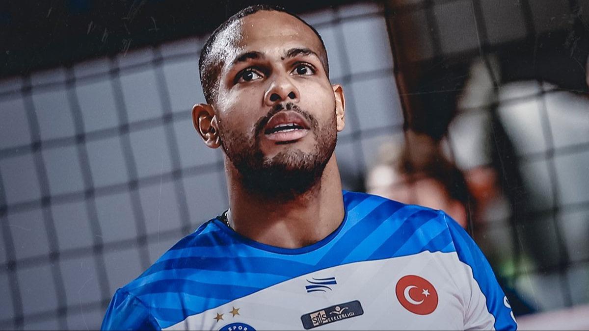 Yoandy Leal 1 yl daha Halkbank'ta