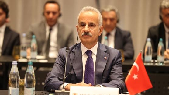 Bakan Uralolu, Trkmenistan'a gidiyor