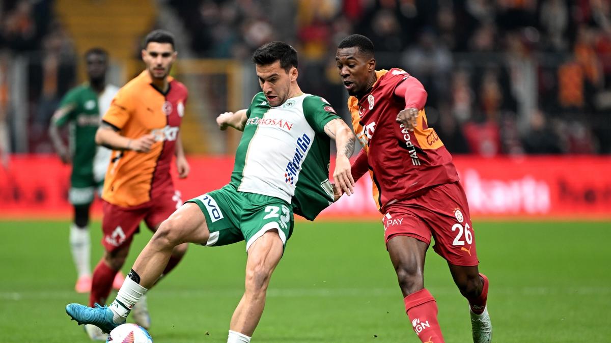 Galatasaray'da bir ayrlk daha! Carlos Cuesta, Rusya yolcusu