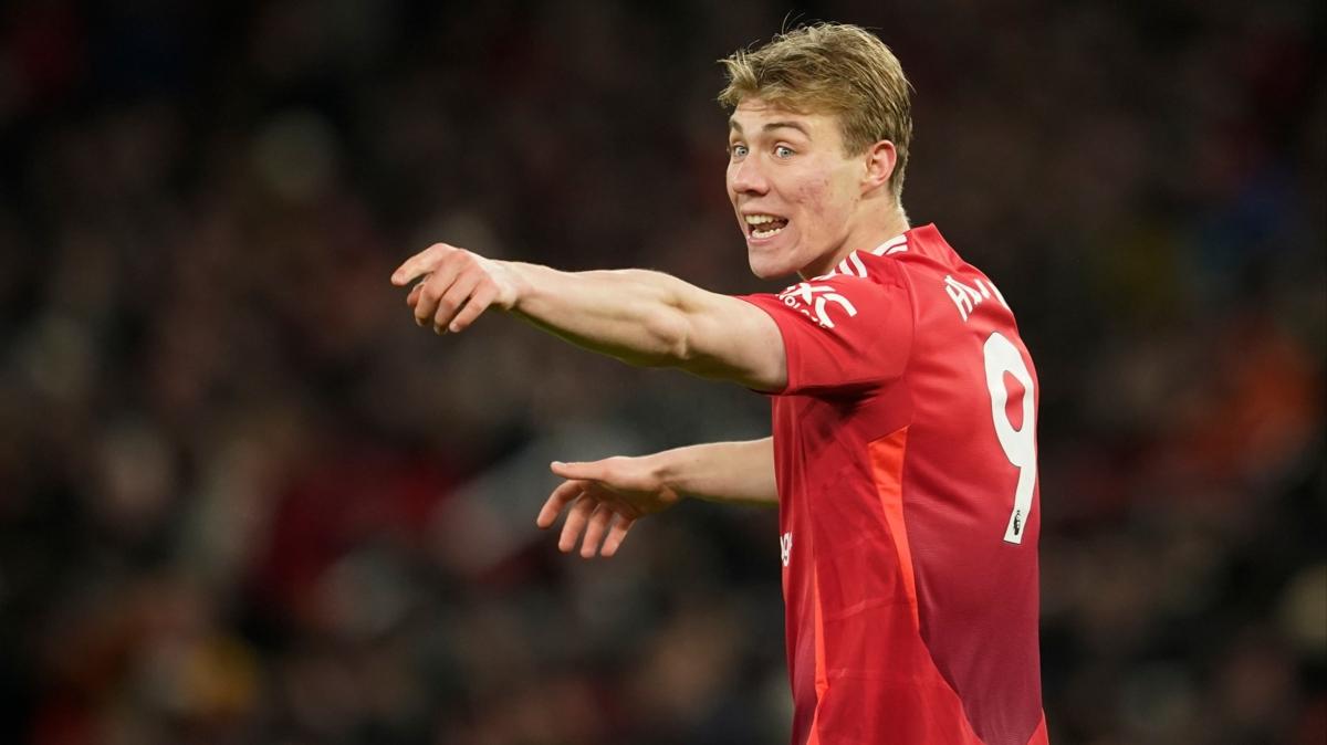 Manchester United, Rasmus Hojlund'u gzden kard