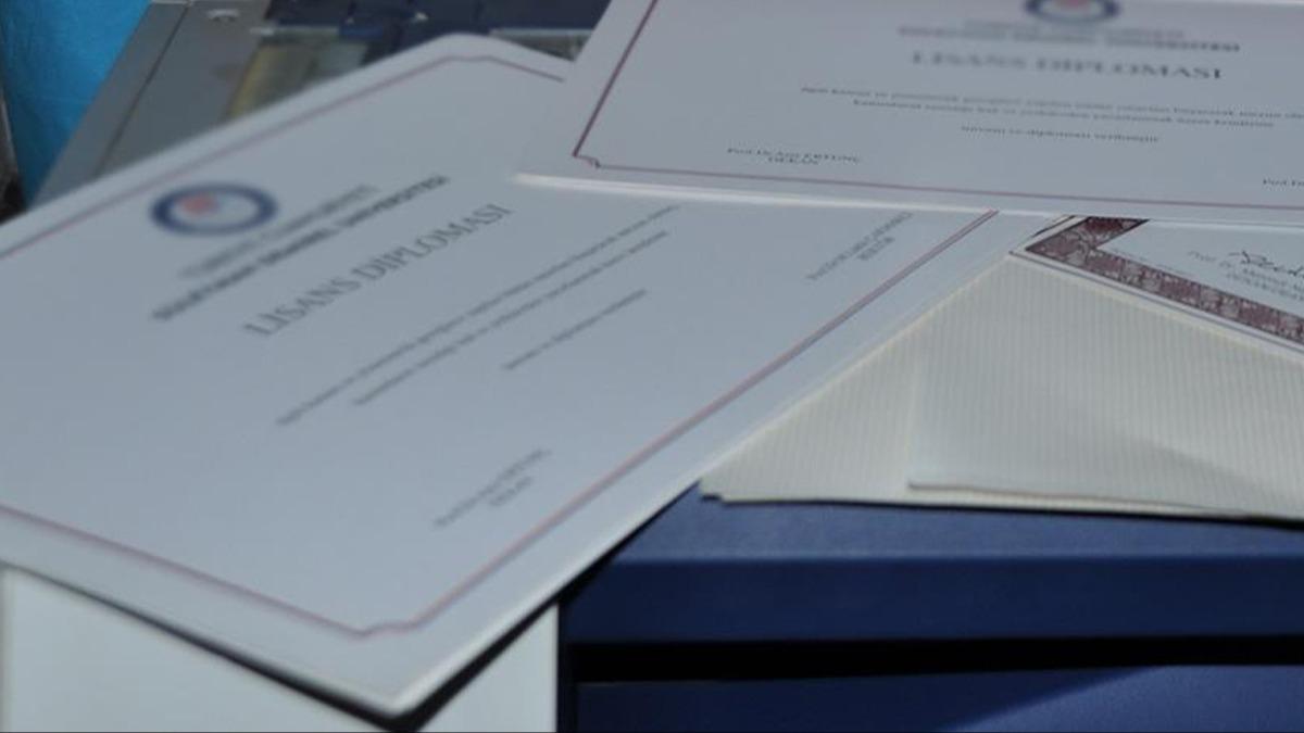 Sahte diploma olaynda yeni detay! Depremde vefat edenleri semiler