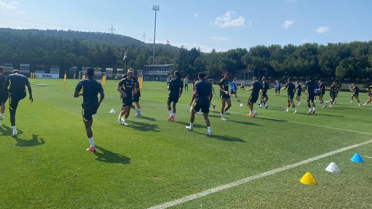 Fenerbahe, Feyenoord mana hazr!