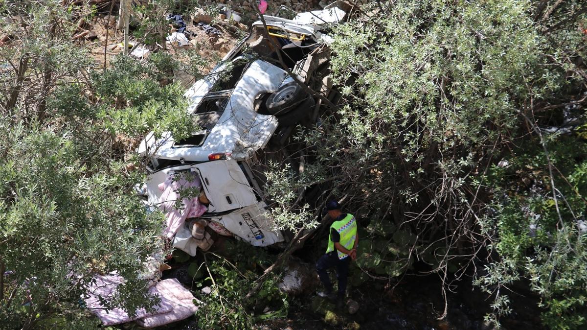 ileri tayan minibs uuruma yuvarland! l says ykseldi