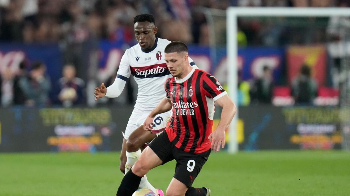Luka Jovic yeni takmna imza att