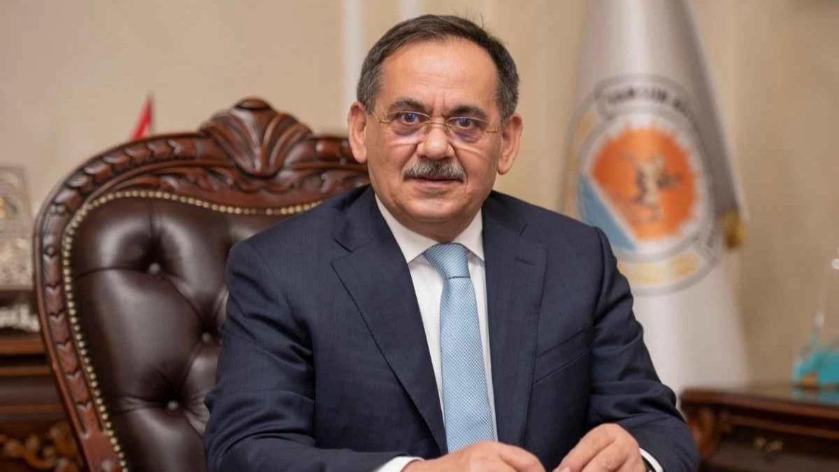 Siyasilerden art arda basal mesajlar: Eski Bakan Demir hayatn kaybetti