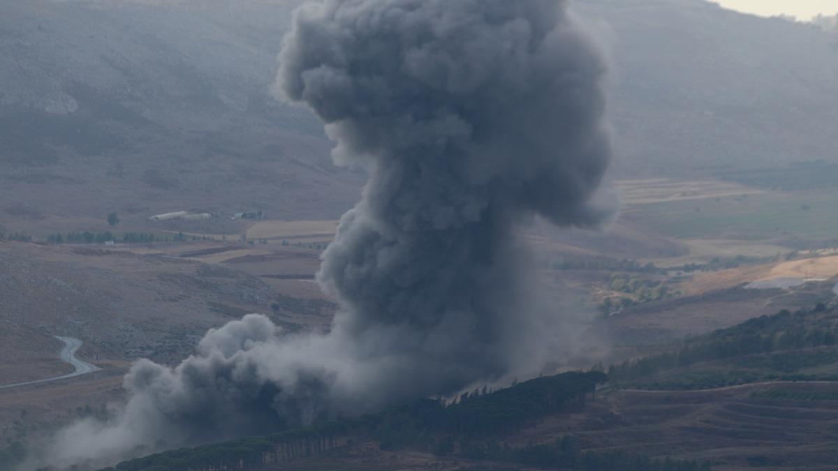 srail'den Lbnan'a hava saldrs! Nebatiye kenti hedef alnd