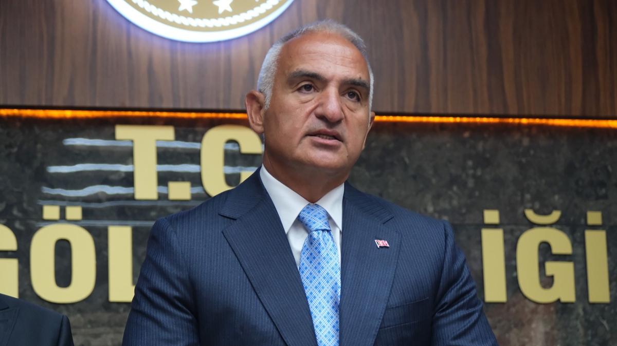 Bakan Ersoy: Daha gl yarnlar birlikte ina etmeye devam edeceiz