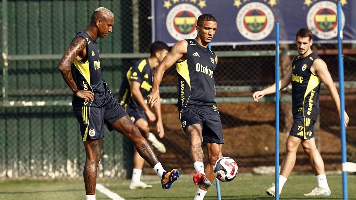Fenerbahe hazrlklarna ara vermeden devam etti