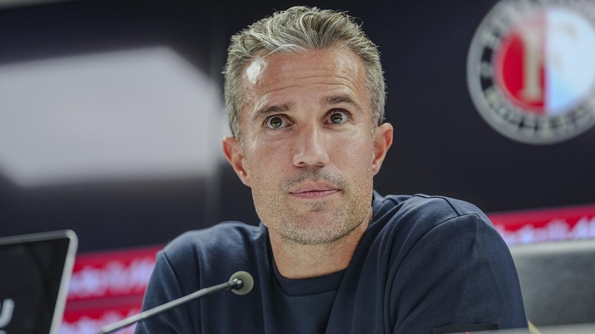 Robin van Persie: Kadky'de muhteem bir ambiyans olacaktr