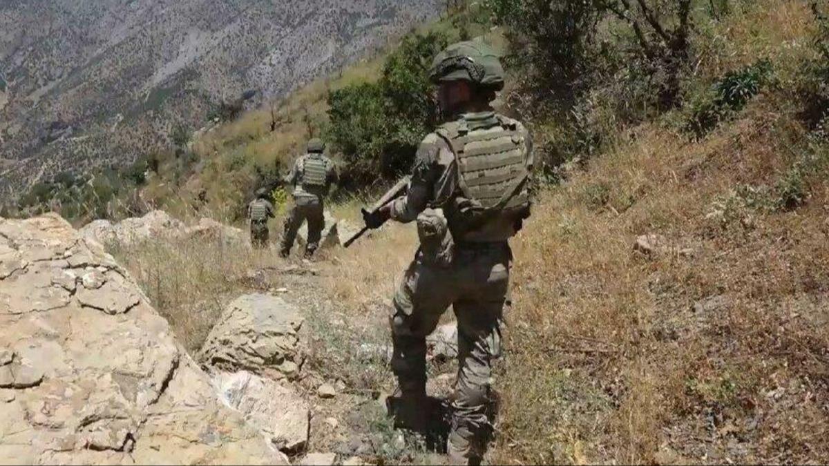 Terr rgt PKK'ya ait yaam malzemeleri imha edildi   