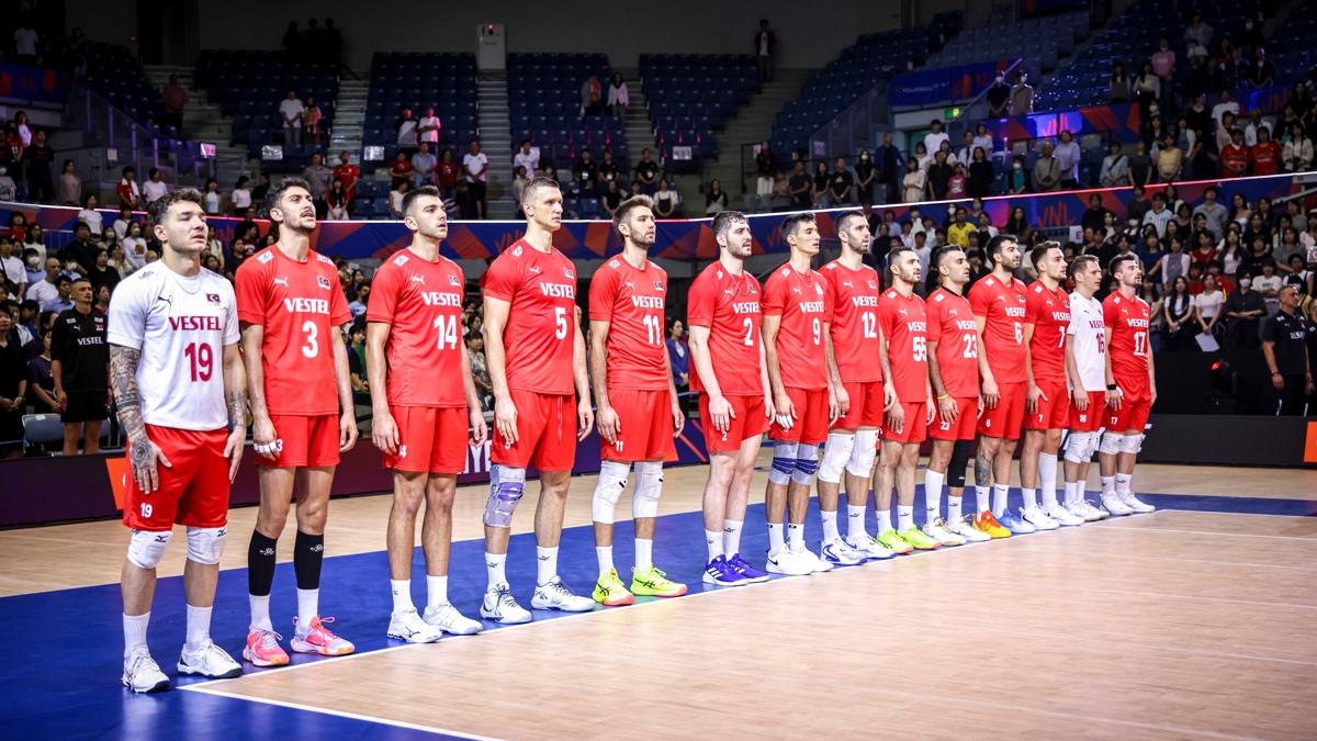 Filenin Efeleri'nin Macaristan ma kadrosu akland