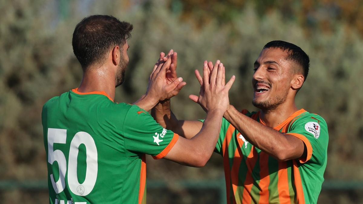 Hazrlk manda Alanyaspor, Fatih Karagmrk' 2 golle geti