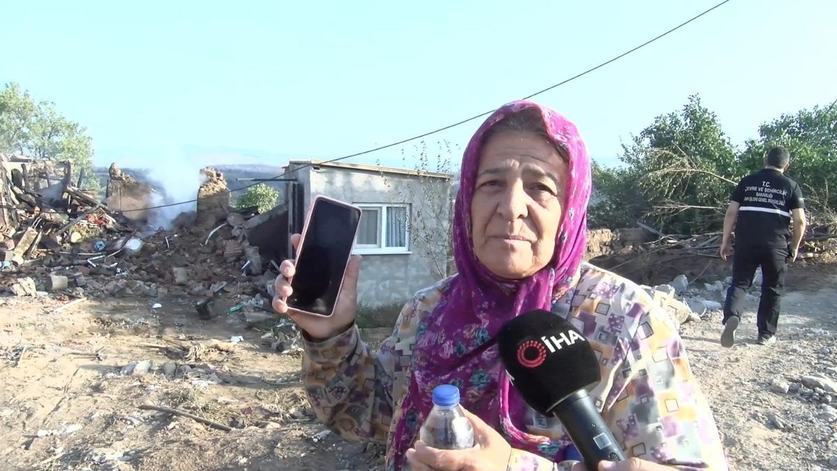 Yangnda evi zarar grd: Geriye bir kimlii, bir de telefonu kald