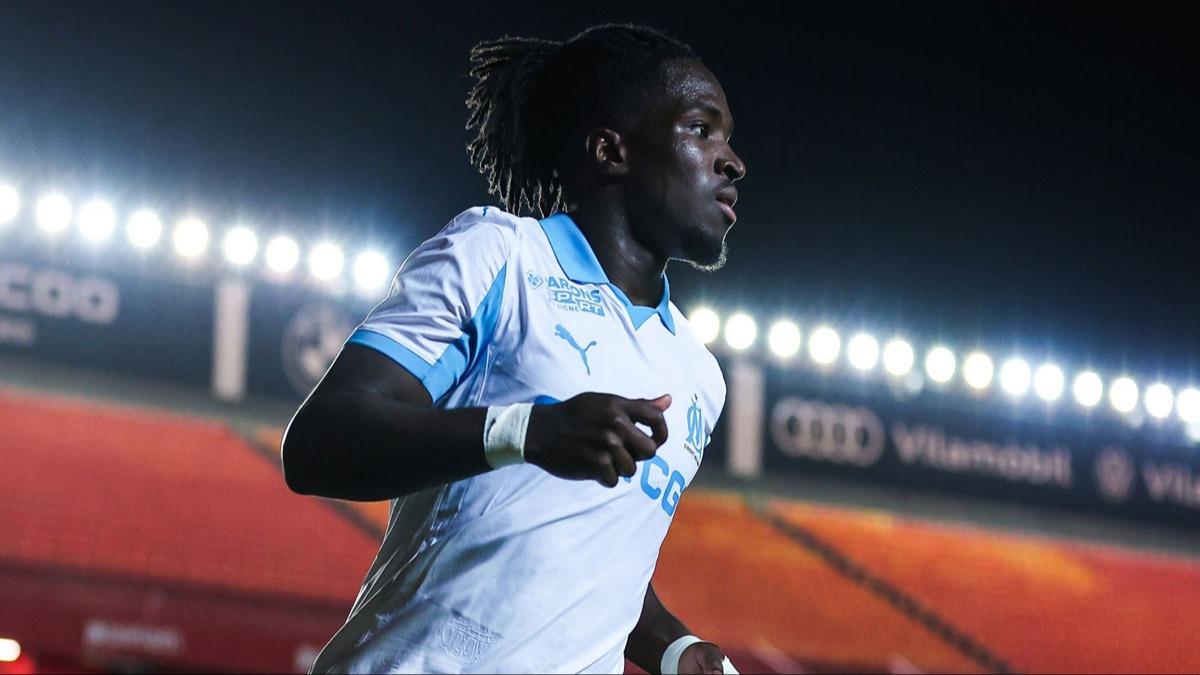 Sper Lig devlerinin gndemindeydi! Jonathan Rowe iin transfer aklamas