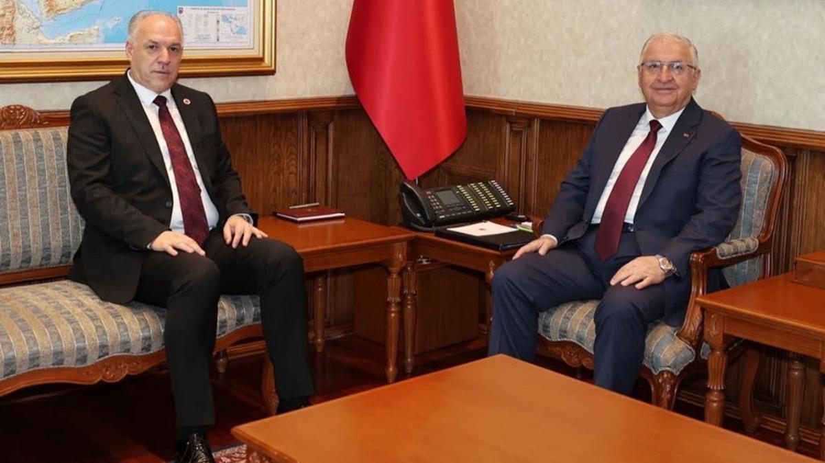 Bakan Gler, Kosoval Bakan Damka ile grt