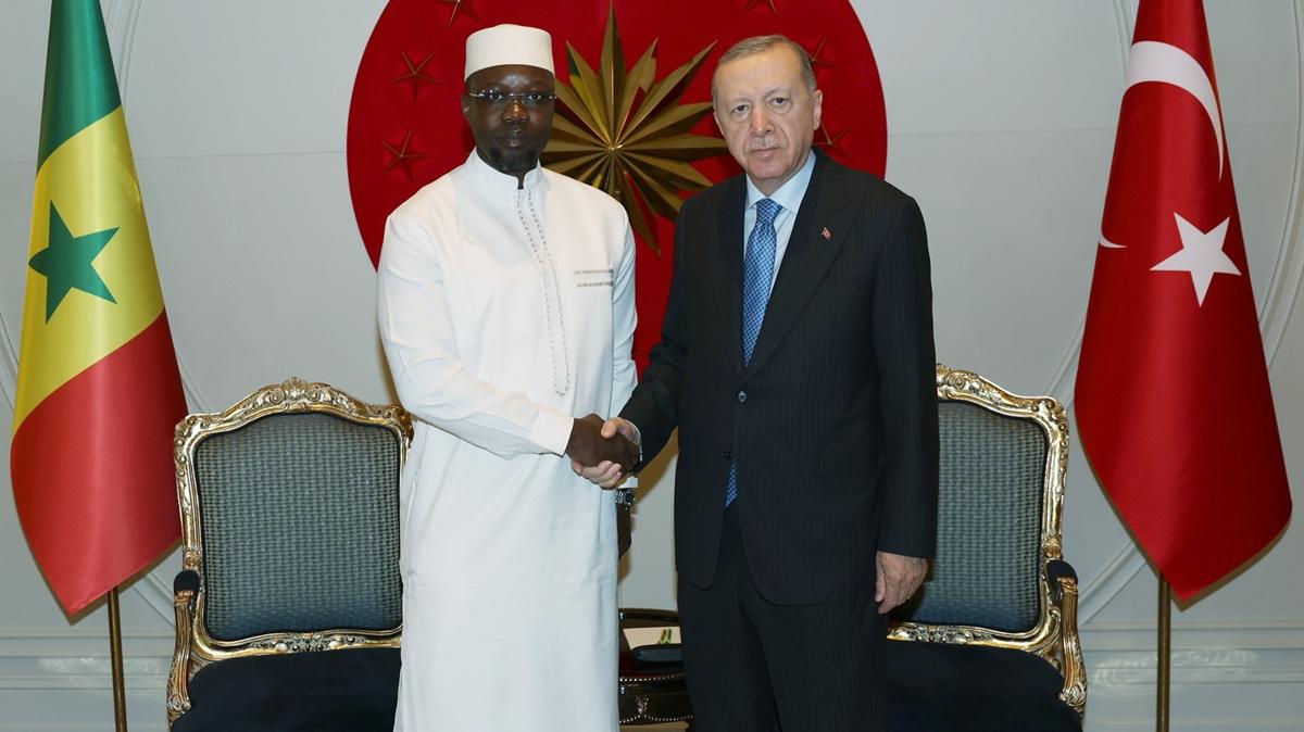 Atatrk Havaliman'nda srpriz kabul