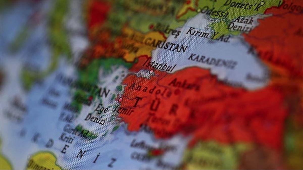 Trk okullarn teker teker kapatyorlar! Komudan ''Lozan'' ikiyzll 