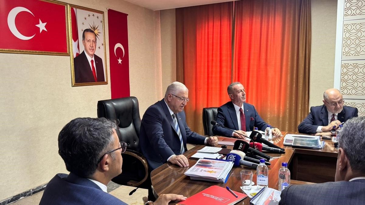 Bakan Gler: Hakkri, Terrsz Trkiye'nin simge ehirlerinden biri olacak