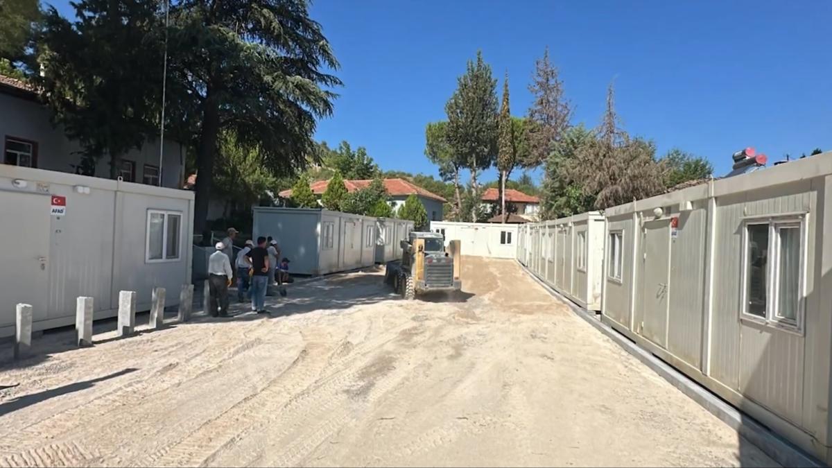 Depremin yaralar sarlyor: Konteyner kurulumu tamamland