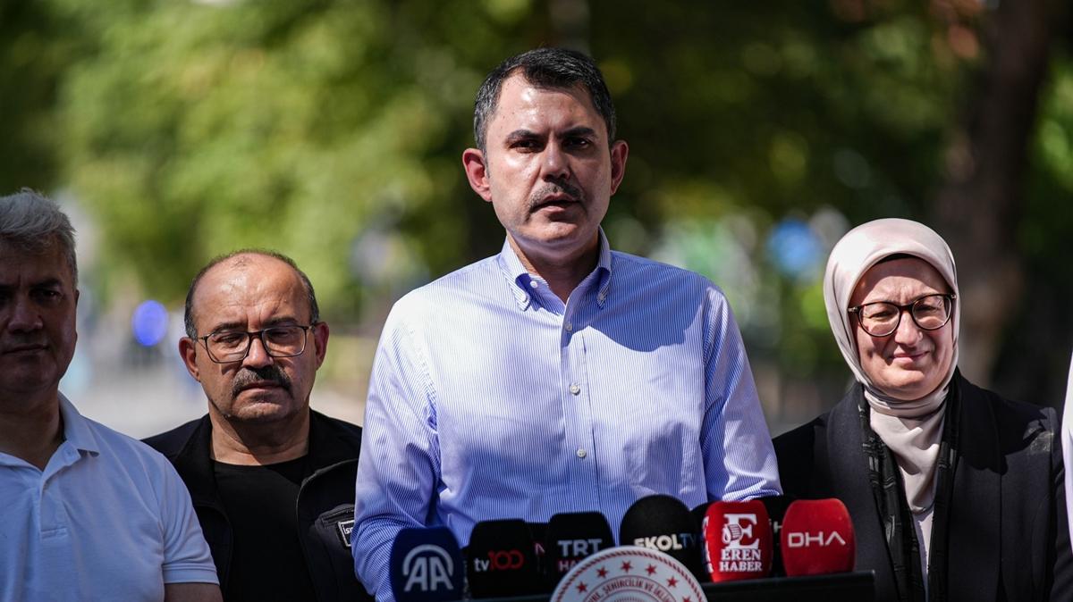 Ekip says 250'ye karld... Bakan Kurum: Sndrg'da tm binalar tarayacaz