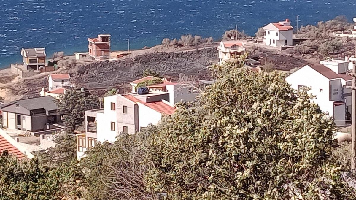 zmir'de makilik alana srayan yangna mdahale