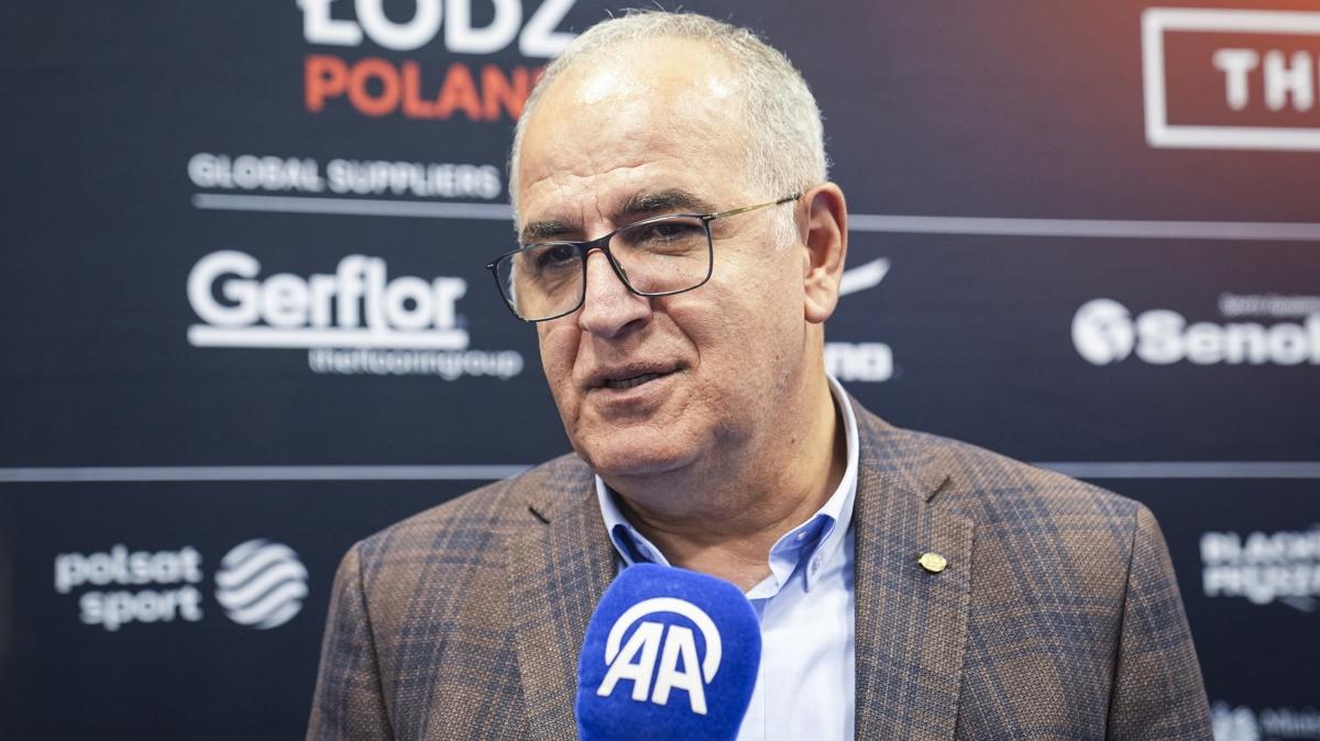Mehmet Akif stnda: Koumuzun ve takmmzn arkasndayz