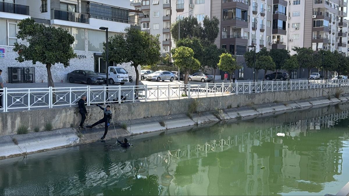 Adana'da sulama kanalna giren gen bouldu