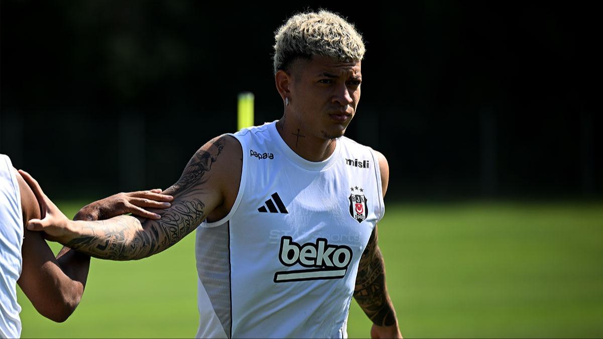 Beikta'ta ayrlk an meselesi! Elan Ricardo Athletico Paranaens yolcusu