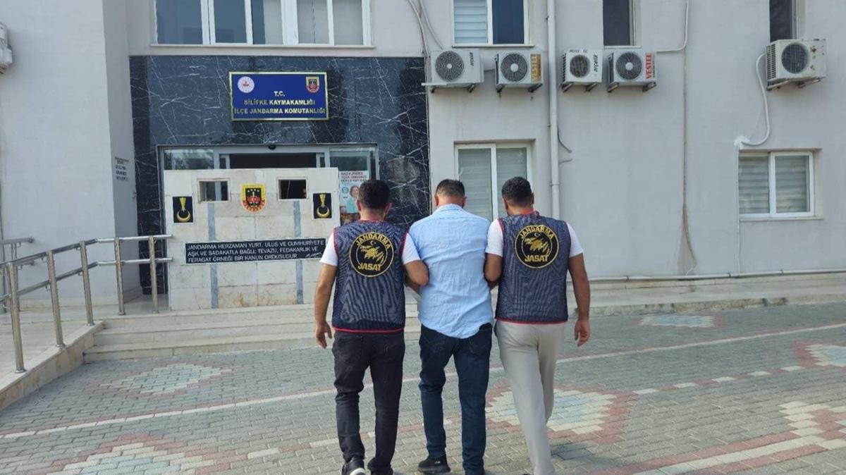 Krmz bltenle aranan pheli Mersin'de yakaland
