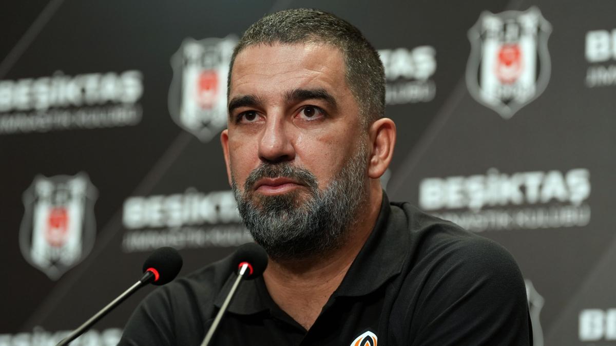Arda Turan'n altrd Shakhtar Donetsk ilk transferini duyurdu