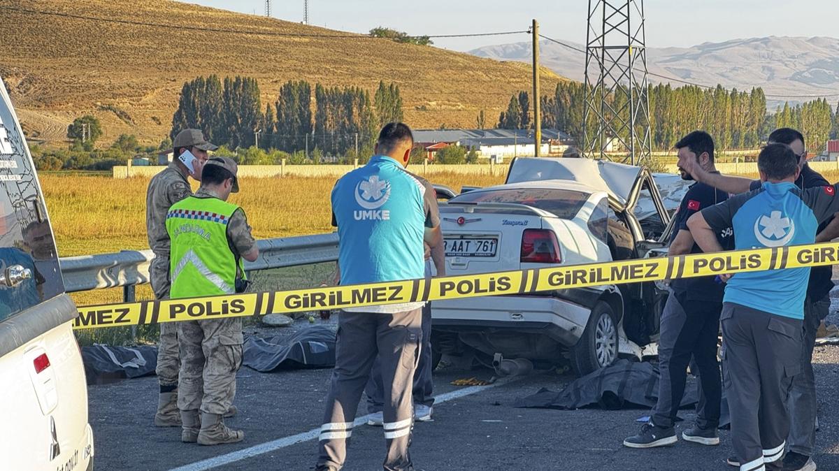Erzurum'da iki otomobil arpt: l ve yarallar var