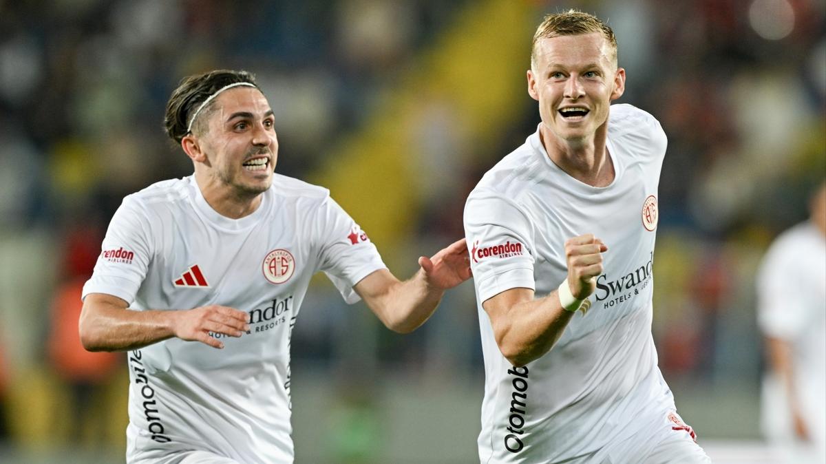 Antalyaspor, Sper Lig'de 1200 gole ulat