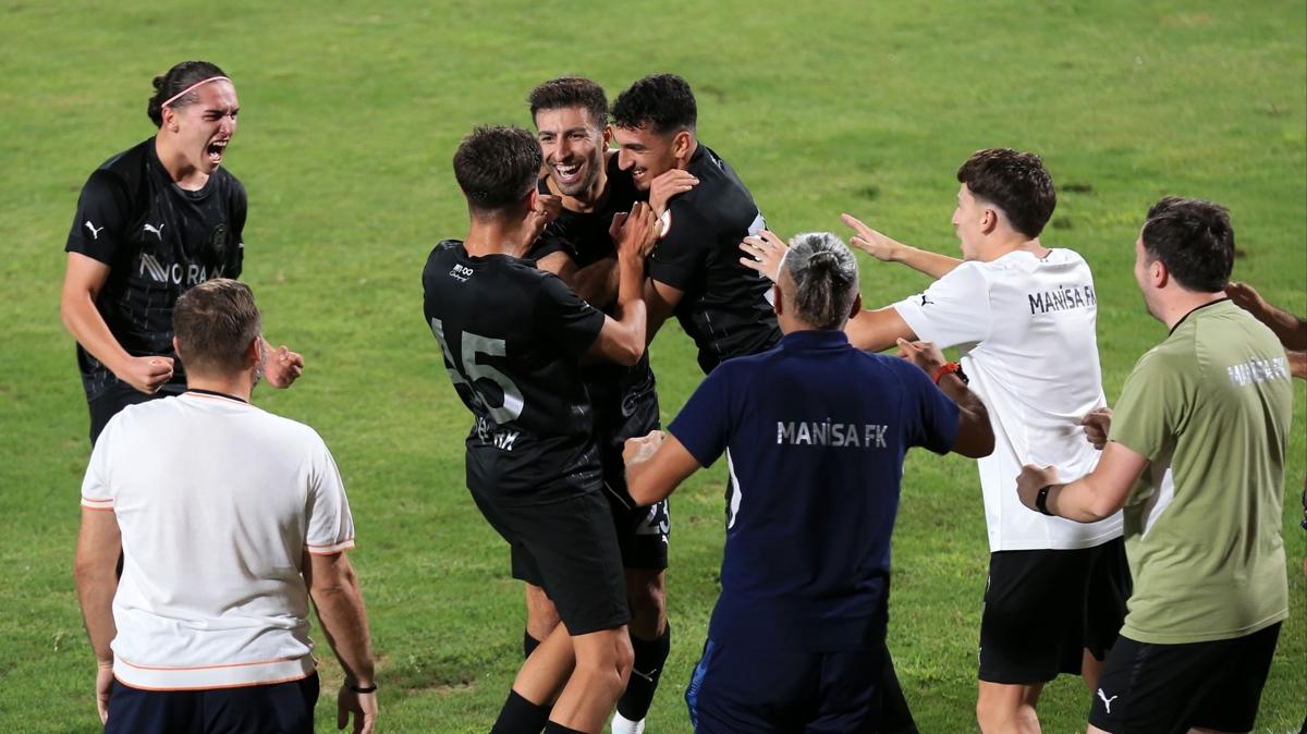 Manisa FK geriden gelip kazand
