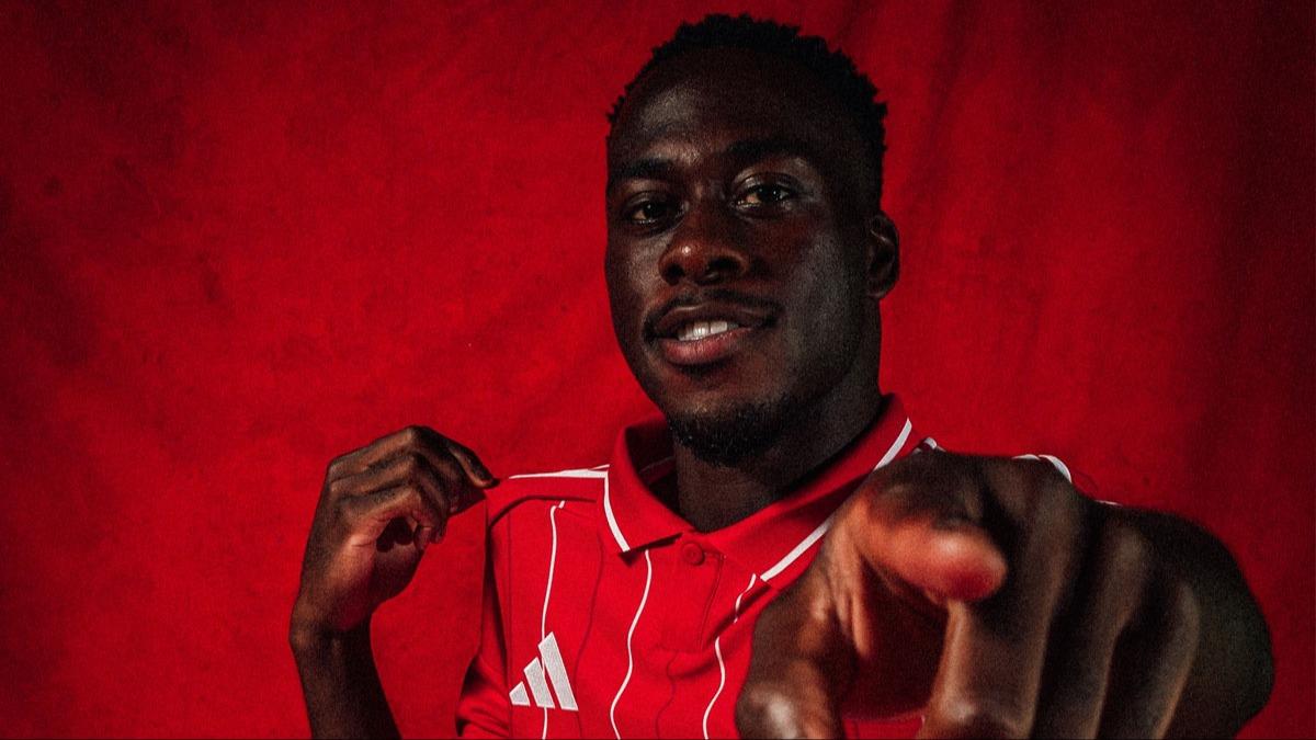 Nottingham Forest, Arnaud Kalimuendo transferini duyurdu
