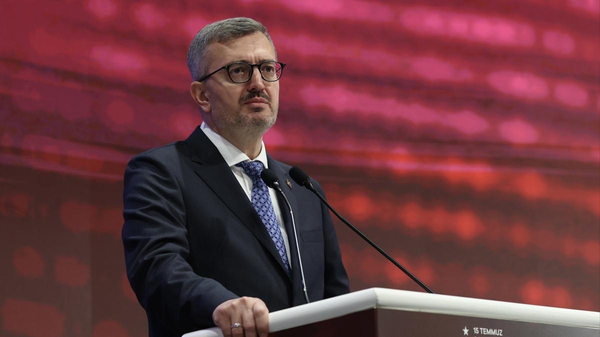 letiim Bakan Duran'dan zel'e tepki: Hakaret dilinden kurtulmal