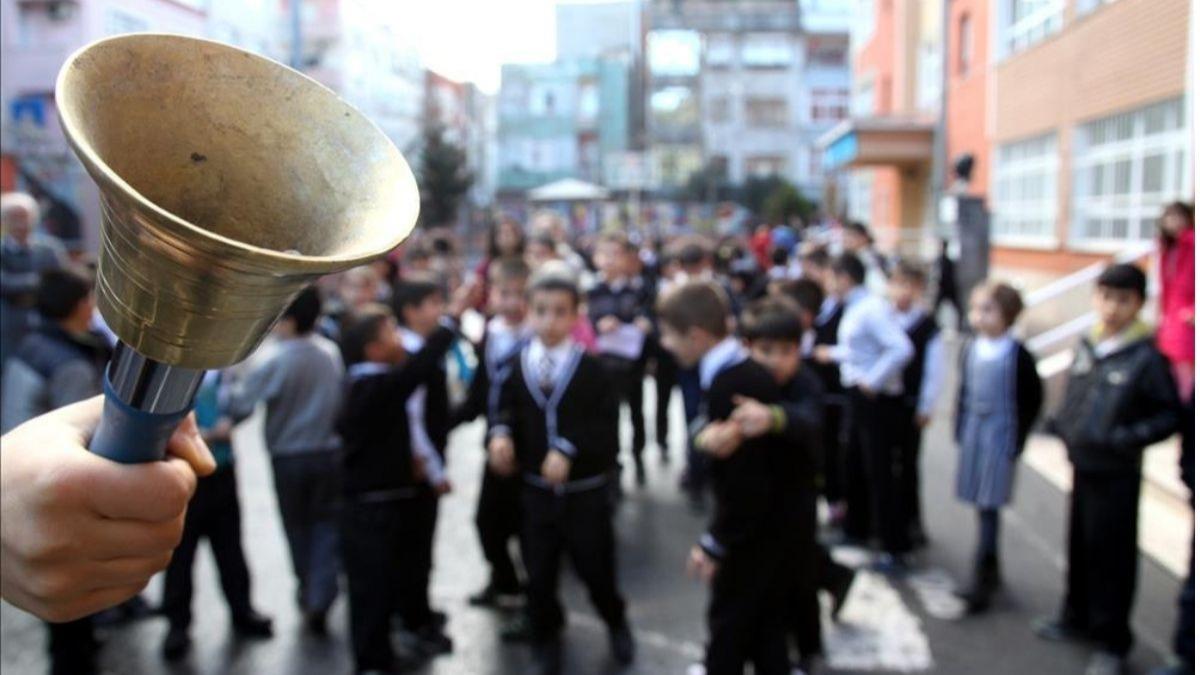 MEB'ten 81 ile genelge: ''Zilsiz okul'' uygulamasna geilecek