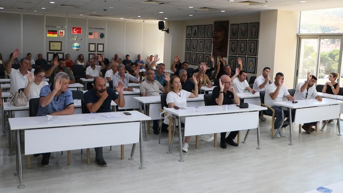 Ske'de siyasi dengeler deiti... CHP'den istifa edip AK Parti'ye getiler 