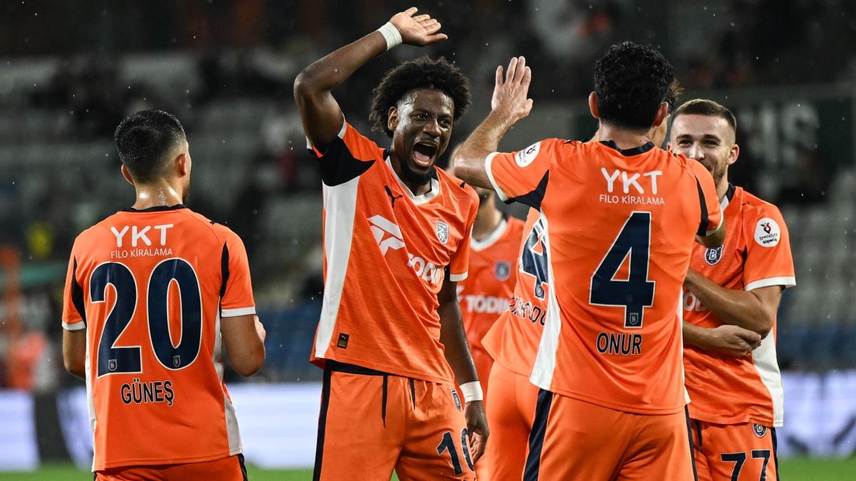Baakehir'in Konferans Ligi play-off turunda rakibi Universitatea Craiova