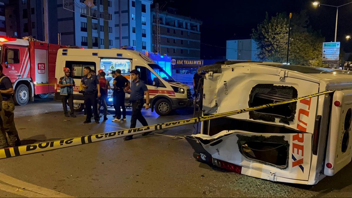 Sultanbeyli'de feci kaza: Blgeye ok sayda ambulans sevk edildi