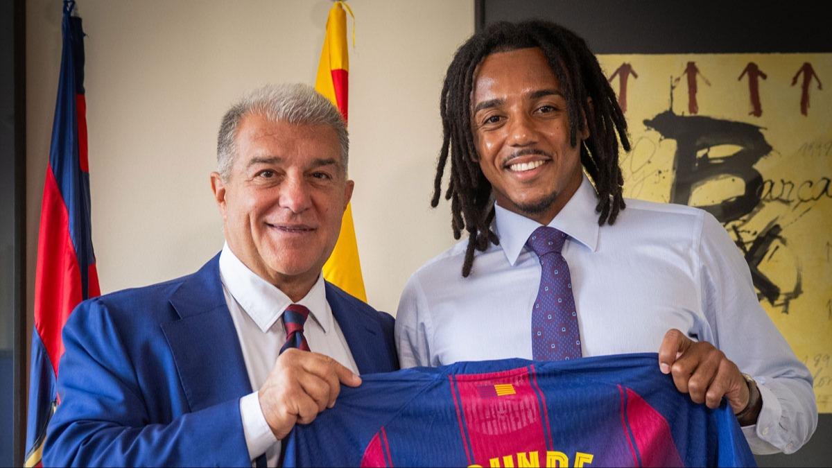 Barcelona, Jules Kounde'nin szlemesini uzatt