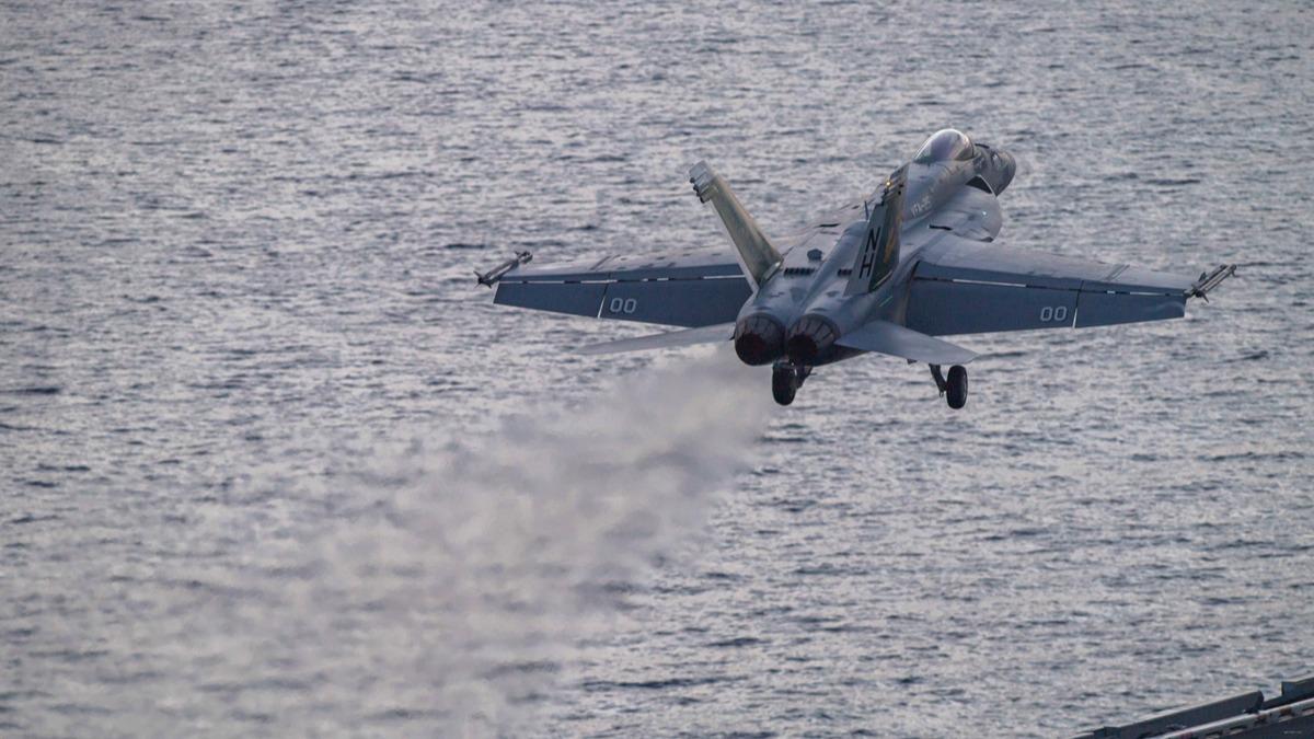F/A-18E Super Hornet sava ua okyanusa dt 